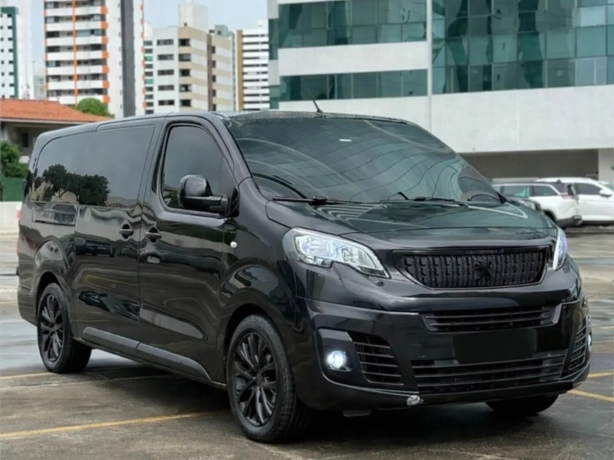 Peugeot Expert Traveller 2026