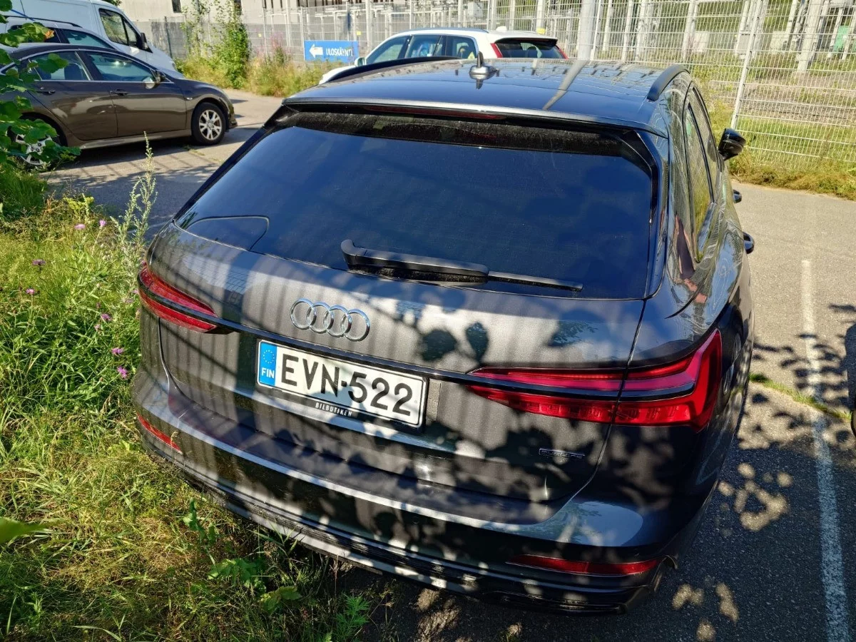 Audi A6 2023 - Photo 2