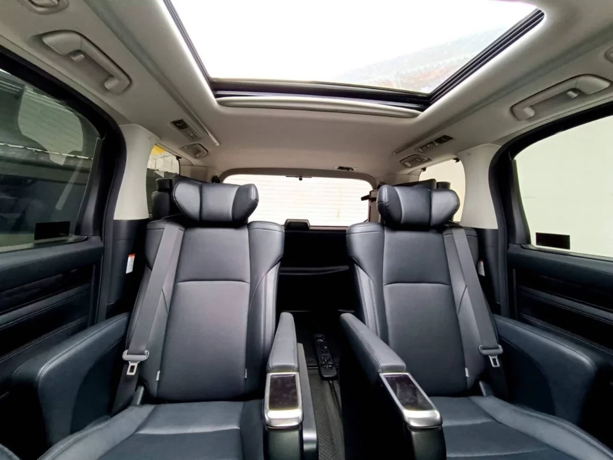 Toyota Alphard 2025 - Photo 3