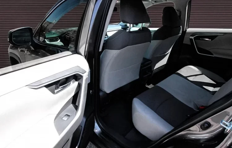 Toyota RAV4 2025 - Photo 2